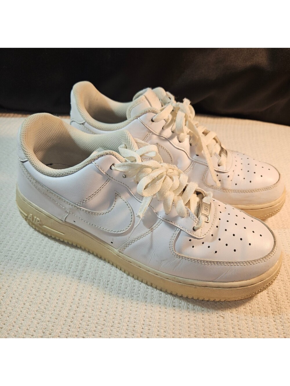 Nike Air Force 1 Low Men's 10.5 White Sail Leather Classic Sneakers AF1